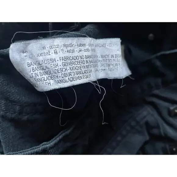 Zara Womens/Teen Black Mini Denim Skirt Button up fly Destressed Hem Size Medium - Picture 8 of 8